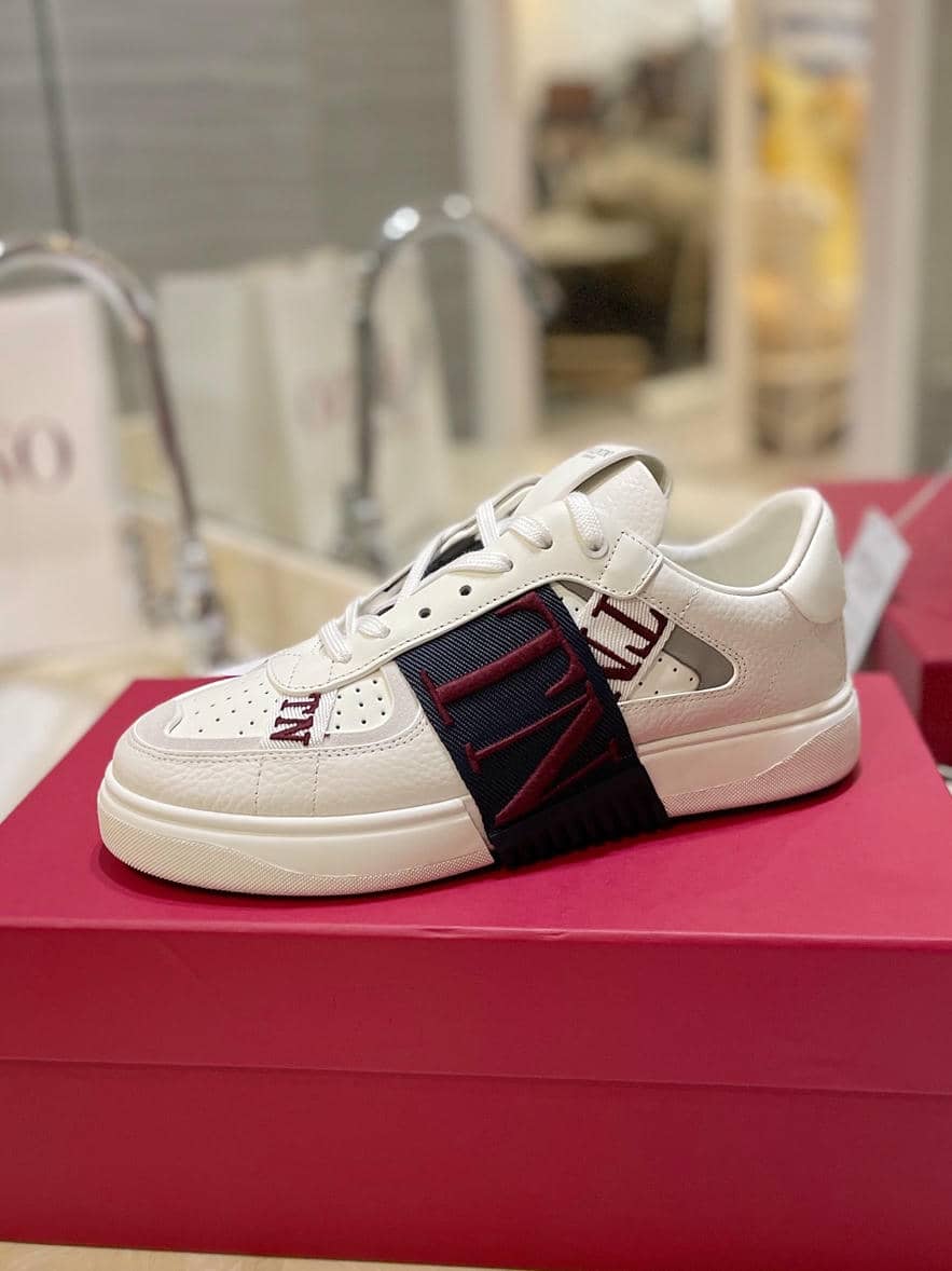 Valentino Sneaker 10-5
